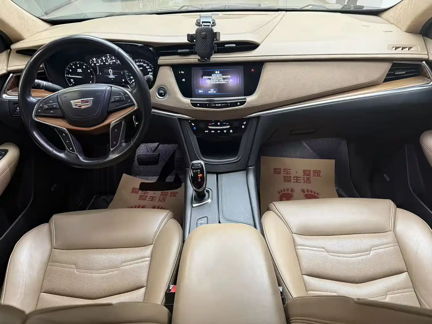 Cadillac XT5 2018 28E 4WD Platinum Edition фото 9