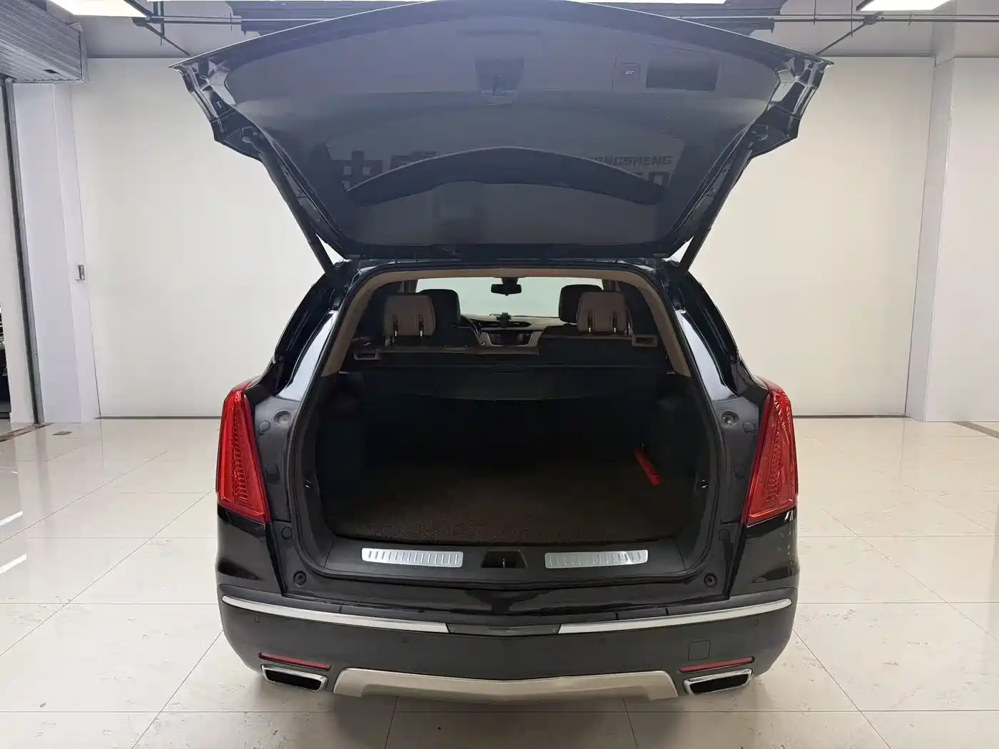 Cadillac XT5 2018 28E 4WD Platinum Edition фото 15