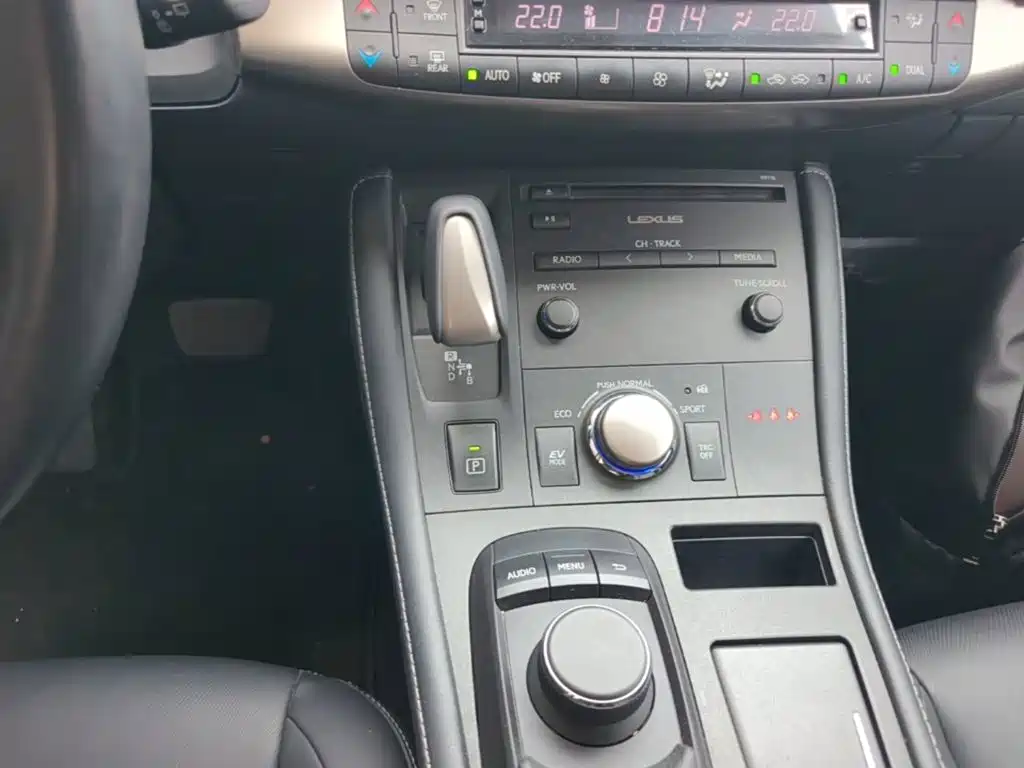 Lexus CT 2018 2017 CT200h Comfort (Single Color, China V)