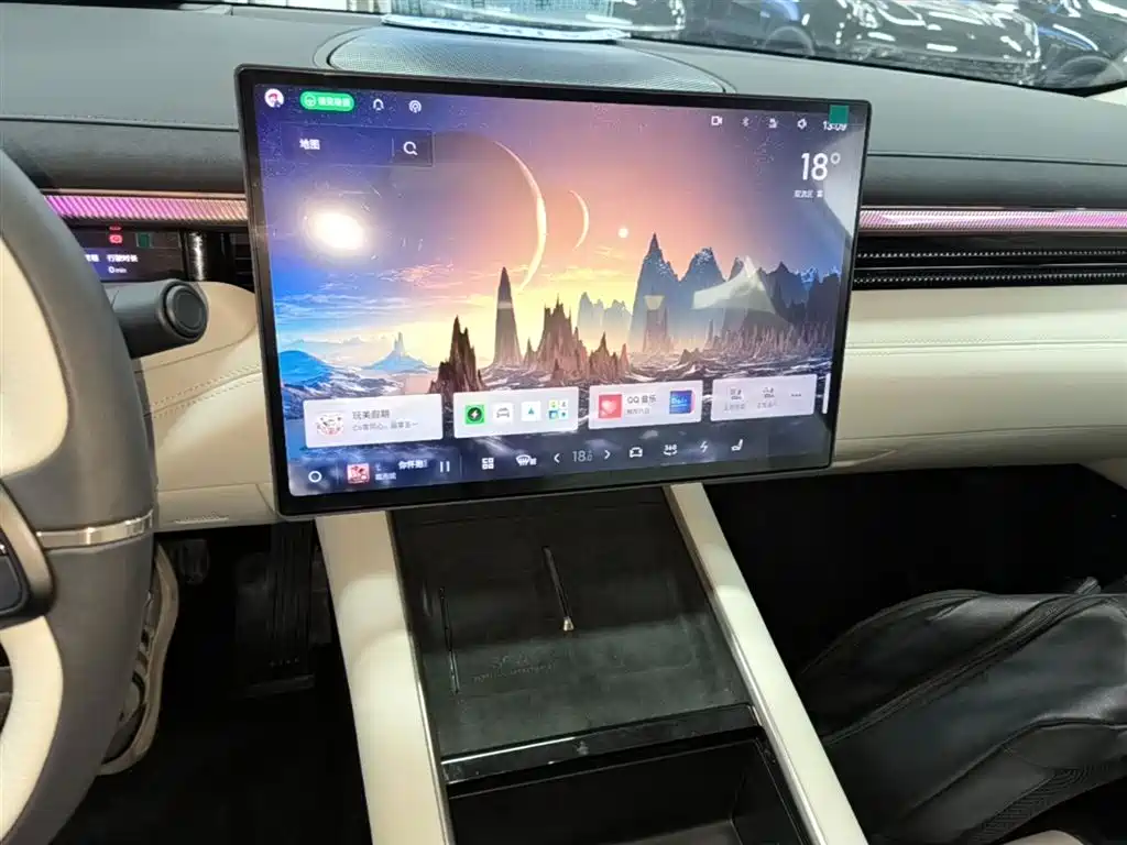 Lynk & Co 10 EM-P 2025 Model 120km Base Version фото 13