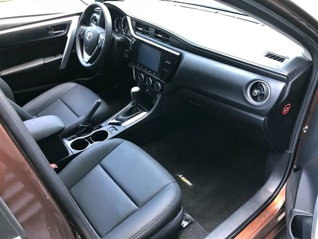 Toyota Levin 2017 Facelift 185T CVT Elite Edition China VI фото 8