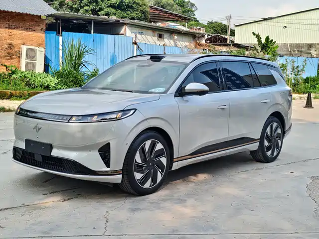  Dongfeng Yipai eπ008 2024 210Max Range Extender 6-Seater