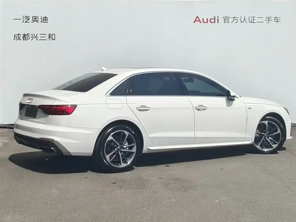 Audi A4L 2024 40 TFSI Fashion Dynamic фото 4