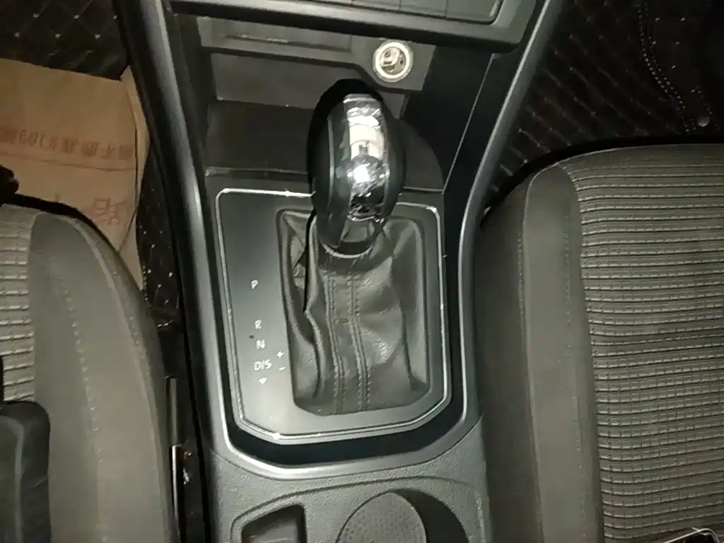 Photo 14 - Volkswagen Touran