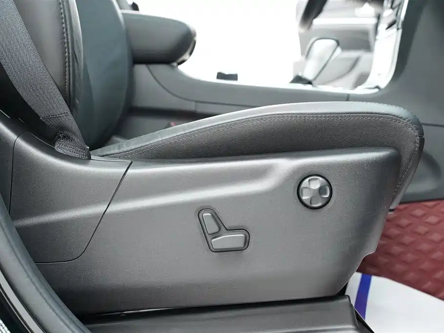 JEEP GRAND CHEROKEE (IMPORTED)