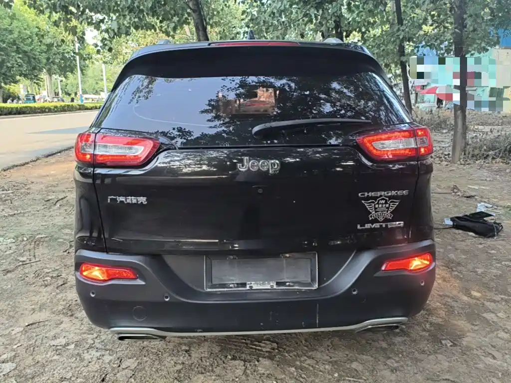 Jeep Cherokee 2018 2017 2.4L Leading Smart Edition