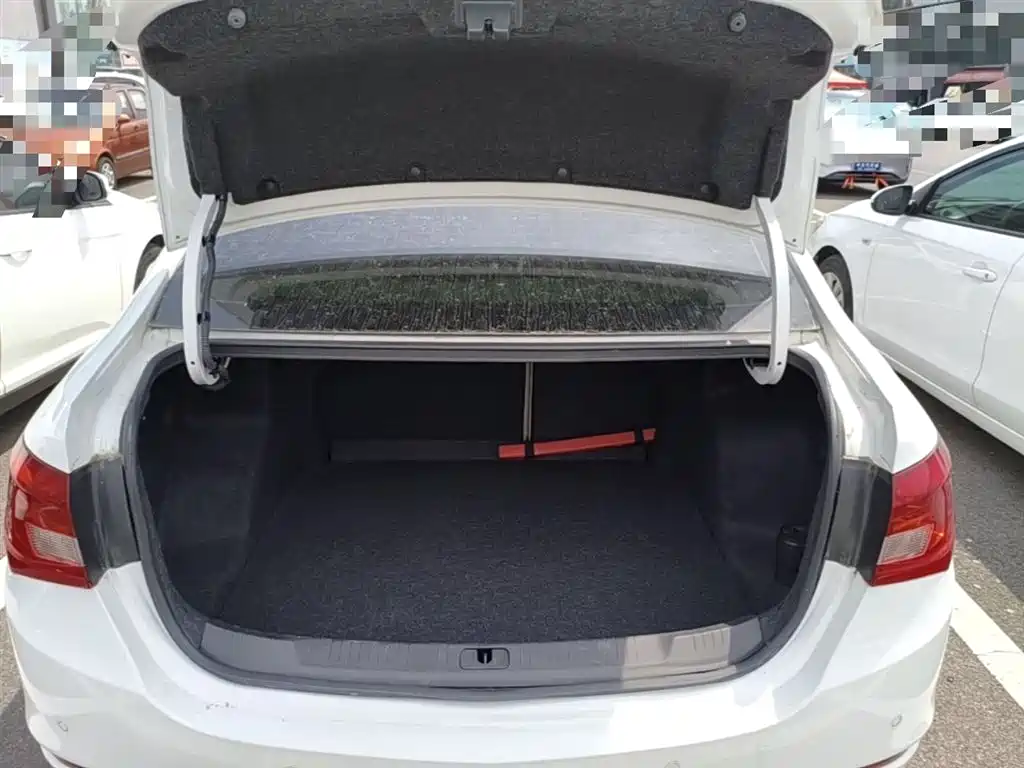 Buick Excelle 2017 15N Automatic Elite фото 19