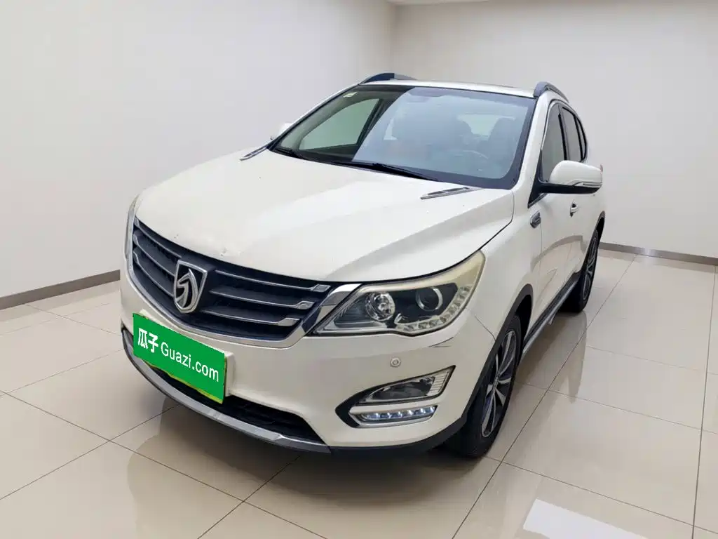 Baojun 560 2015 2015 1.8L Manual Luxury
