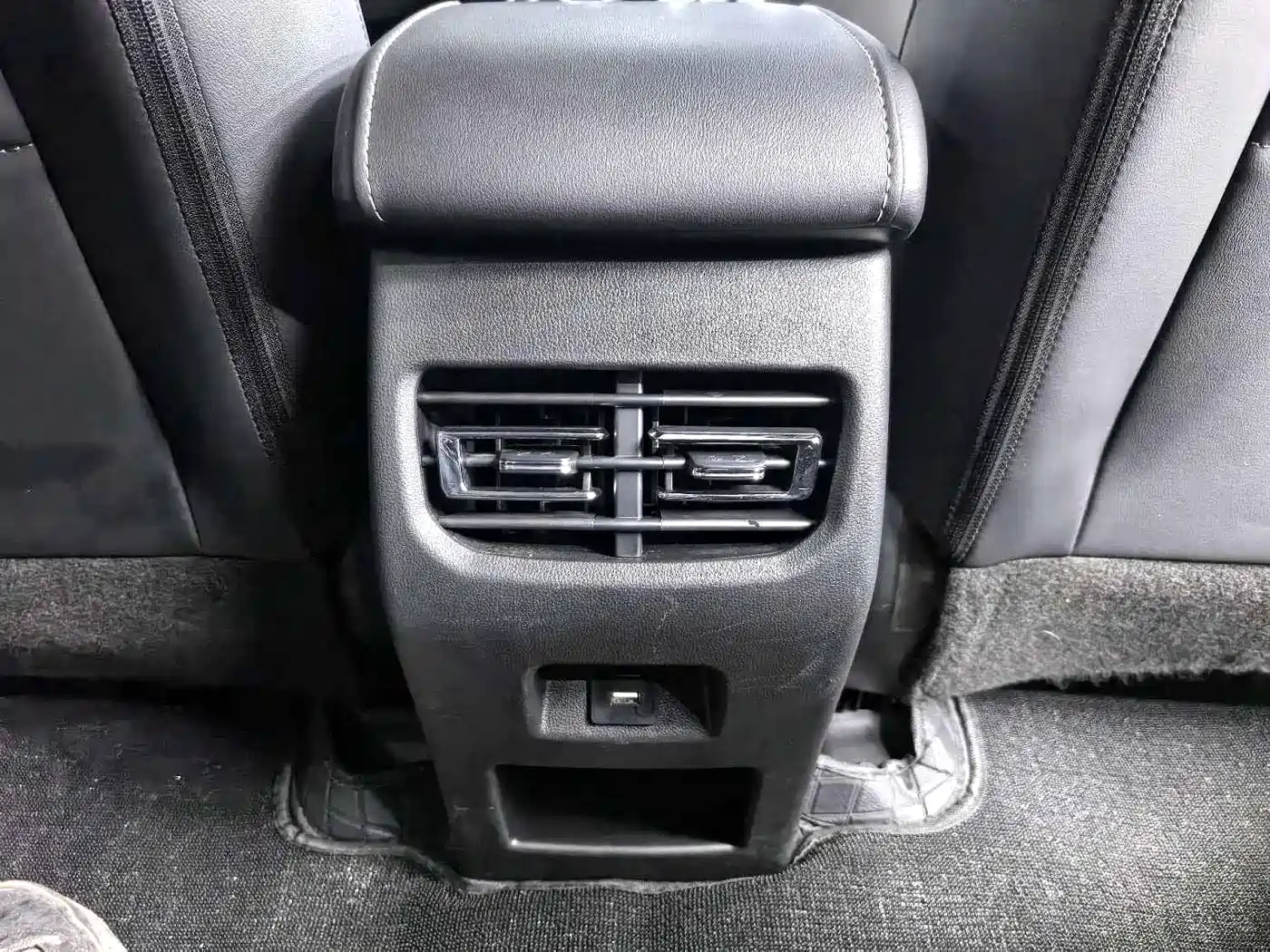 Haval M6 2021 PLUS 1.5T DCT Comfort фото 19