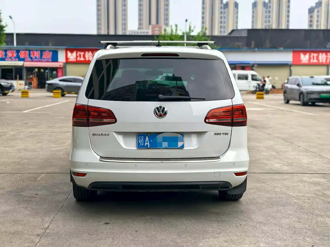 Volkswagen Sharan 2018 2016 380TSI Comfort 7-seater