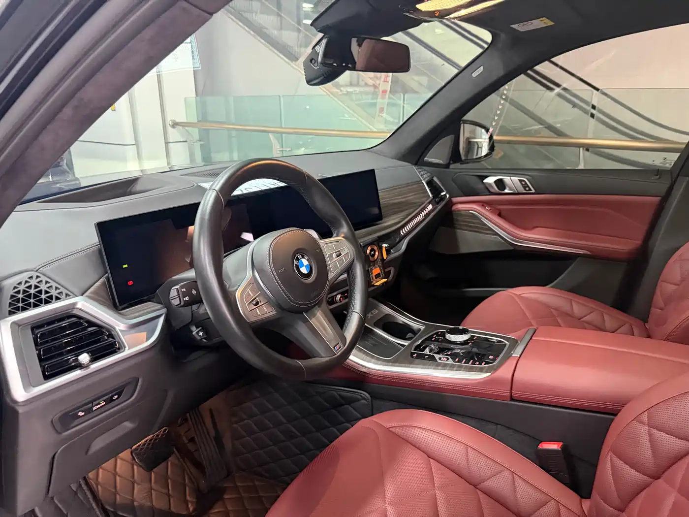 BMW X5 2023 xDrive 40Li M Sport Black Night Package фото 6