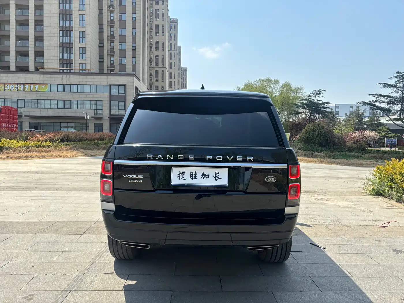 Land Rover Range Rover 2019 3.0 SC V6 Heritage Extended Edition фото 4