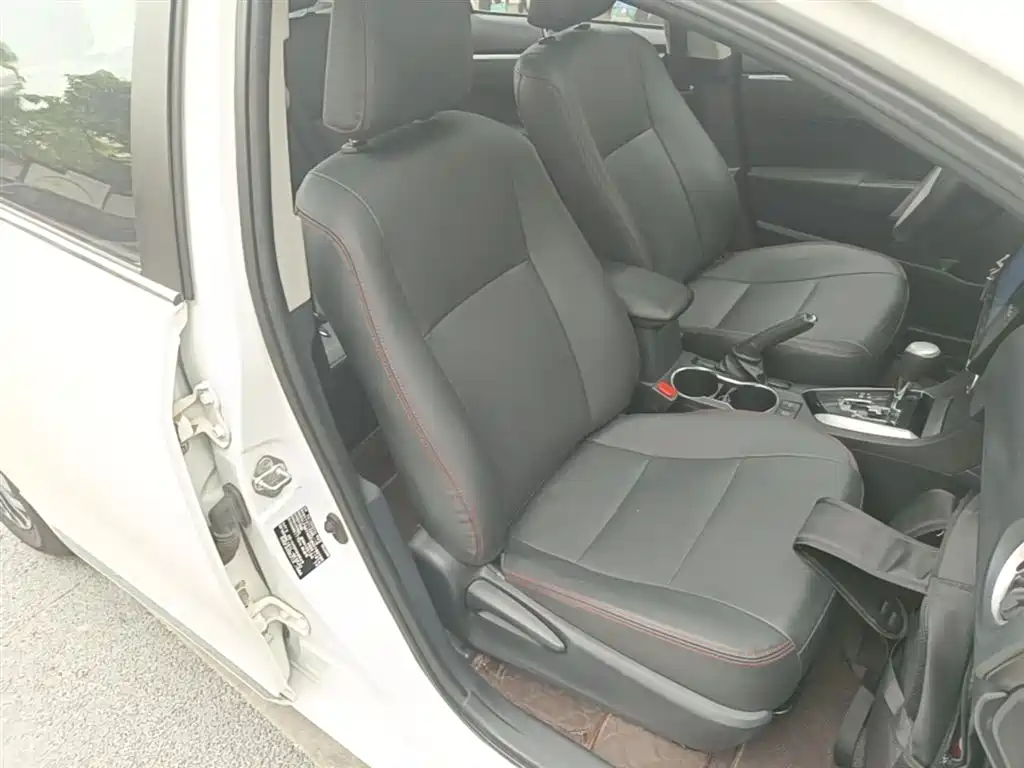 Toyota Corolla 2017 Facelift 1.2T S-CVT GL-i фото 25