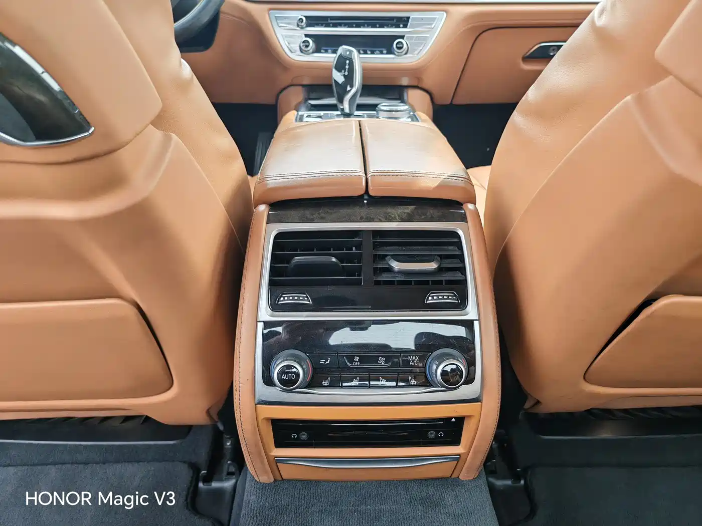 BMW 7 Series 2016 730Li Luxury фото 19