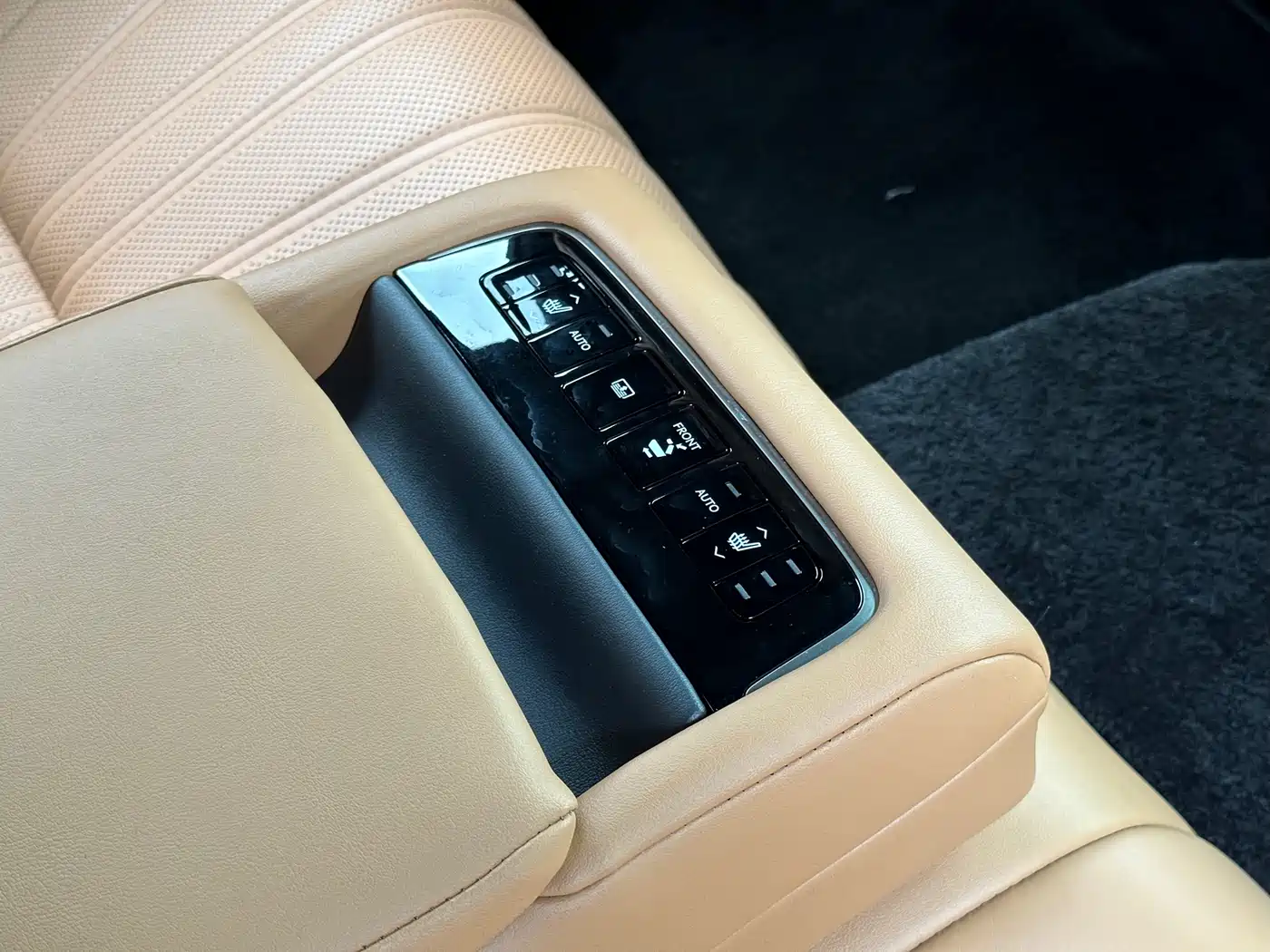 Lexus LS 2022 2021 500h Premium Edition