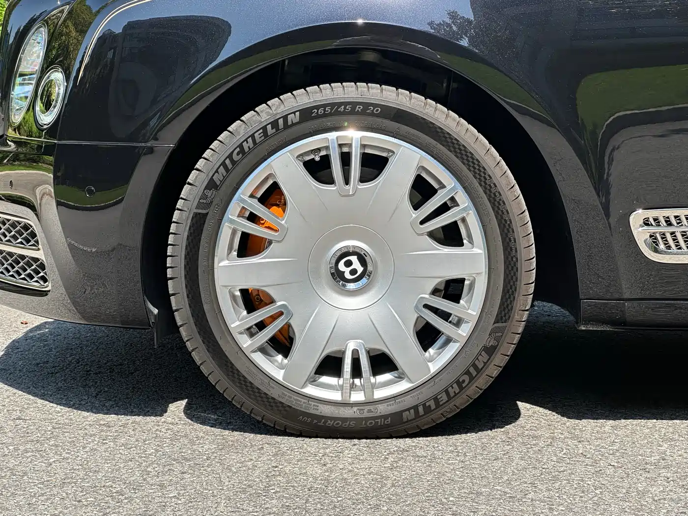 Bentley Mulsanne 2017 6.8T Long Wheelbase фото 5