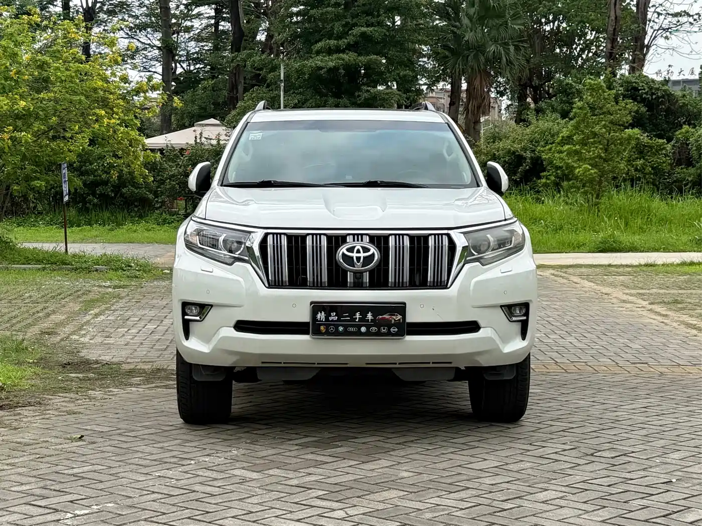Toyota Prado 2018 3.5L Automatic TX-L Rear-mounted Spare Tire фото 2