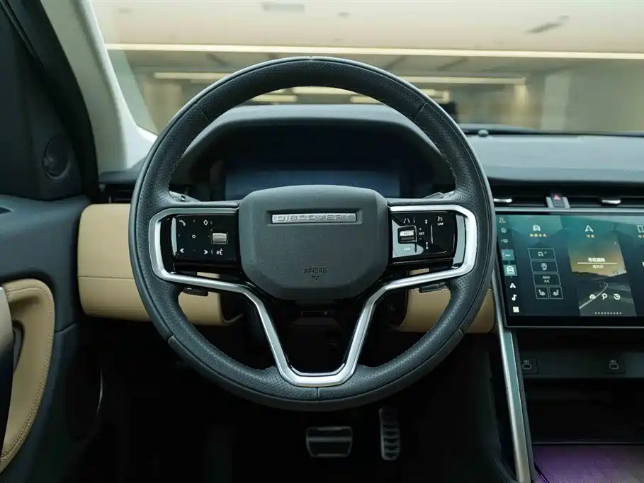 Land Rover Discovery Sport 2025 249PS Performance Tech Edition фото 17
