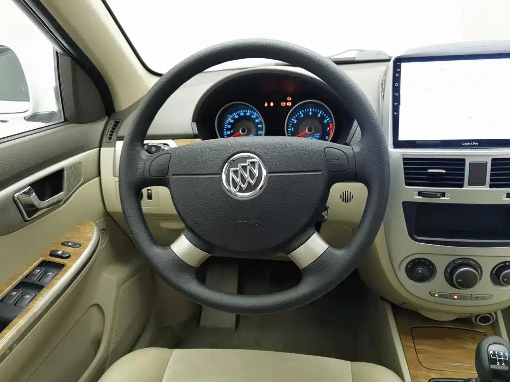 Photo 11 - Buick Excelle