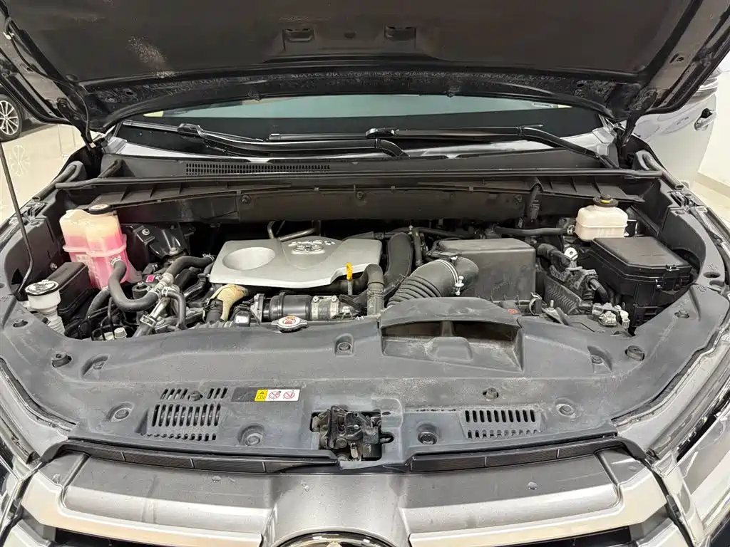 Toyota Highlander 2018 2.0T 4WD Luxury 7-seater China VI фото 31