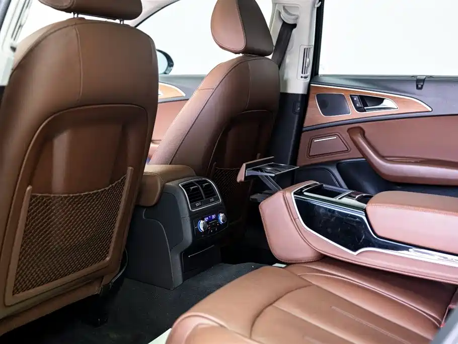 Audi A6L 2018 30th Anniversary 30 FSI Style фото 7