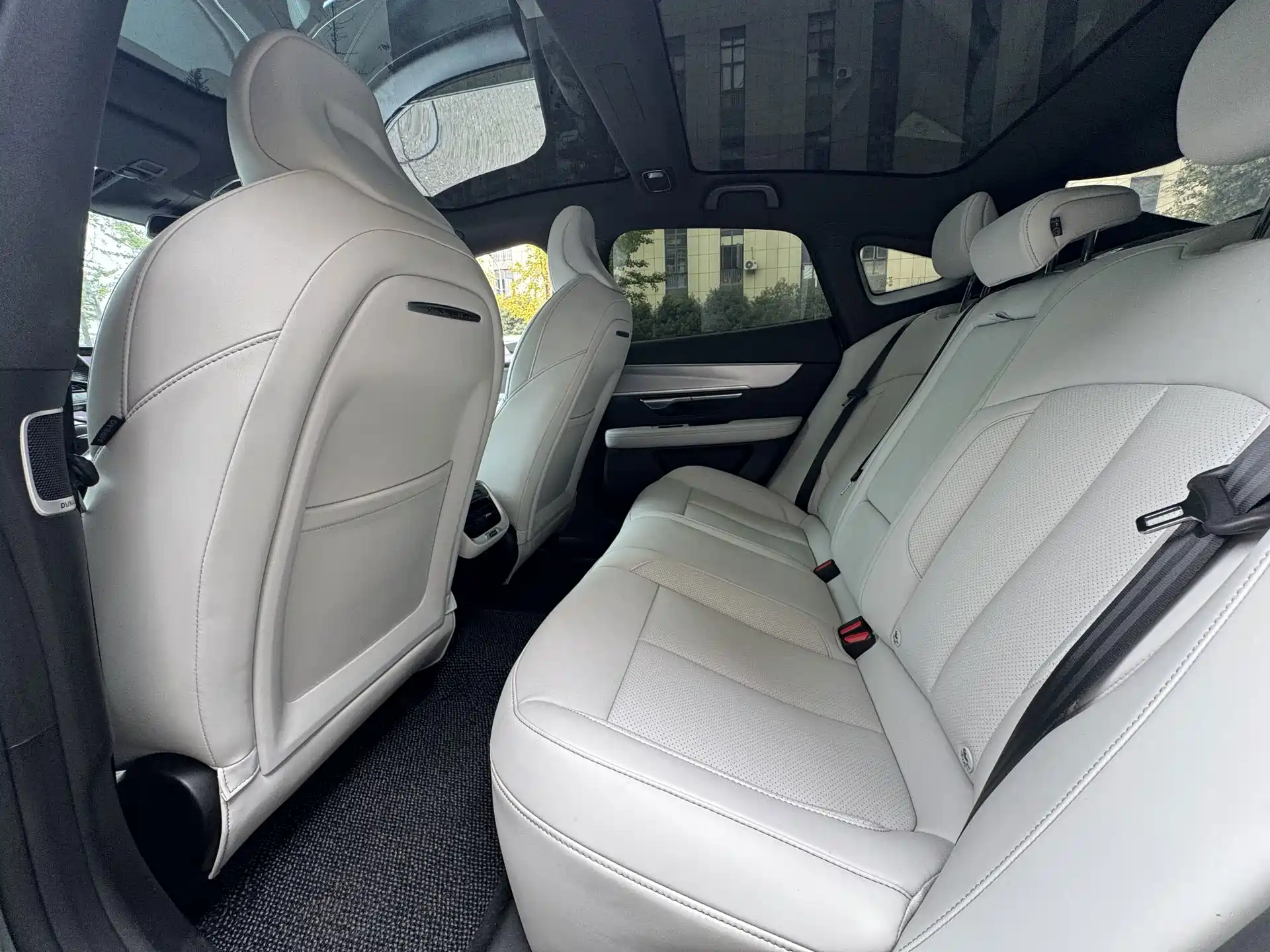 Фото 8 - XPeng P7
