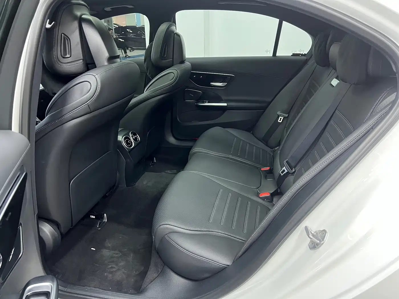 Mercedes-Benz C-Class 2024 C 260 L Sport фото 15
