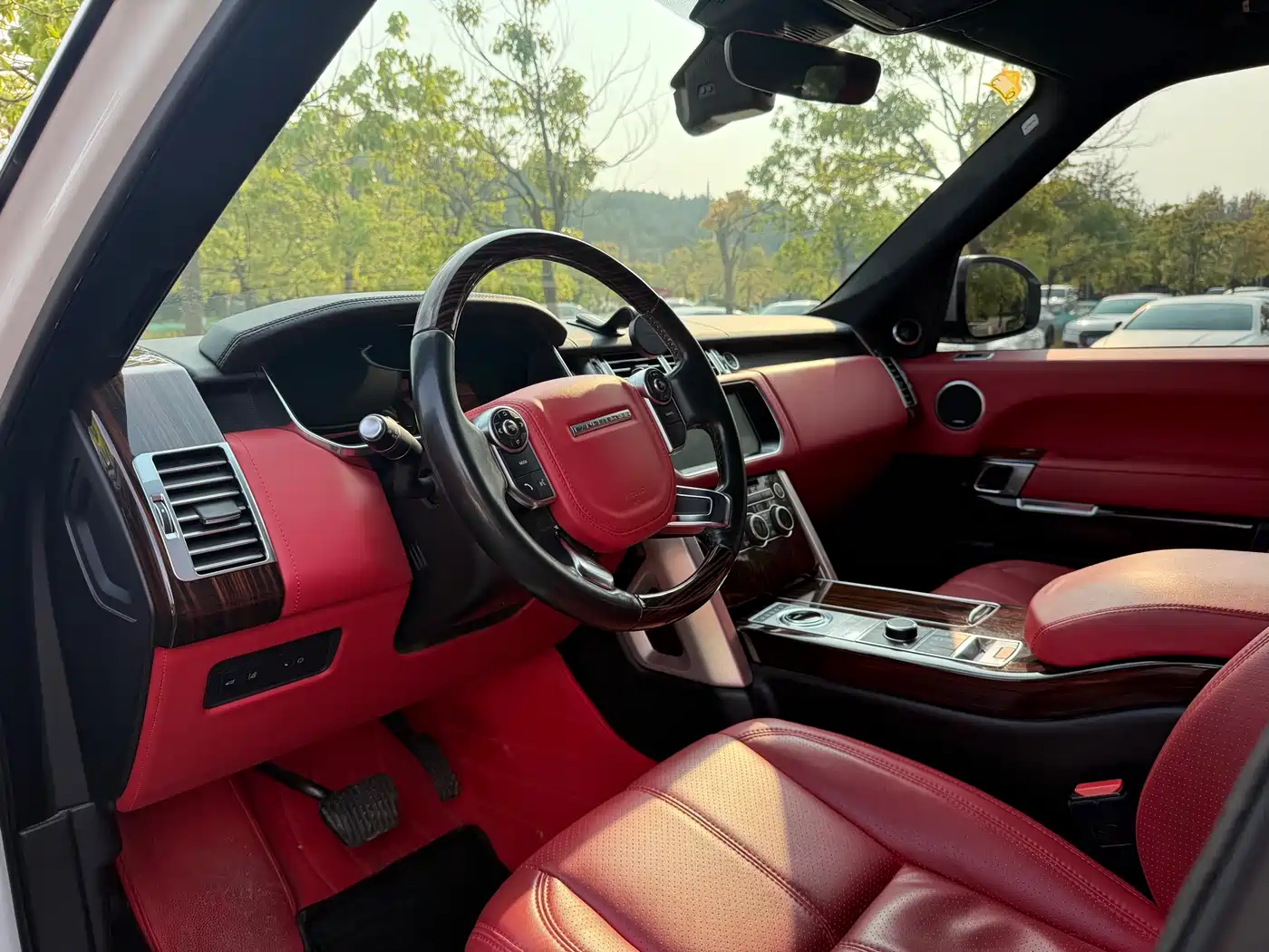Land Rover Range Rover 2015 3.0 TDV6 Vogue фото 8