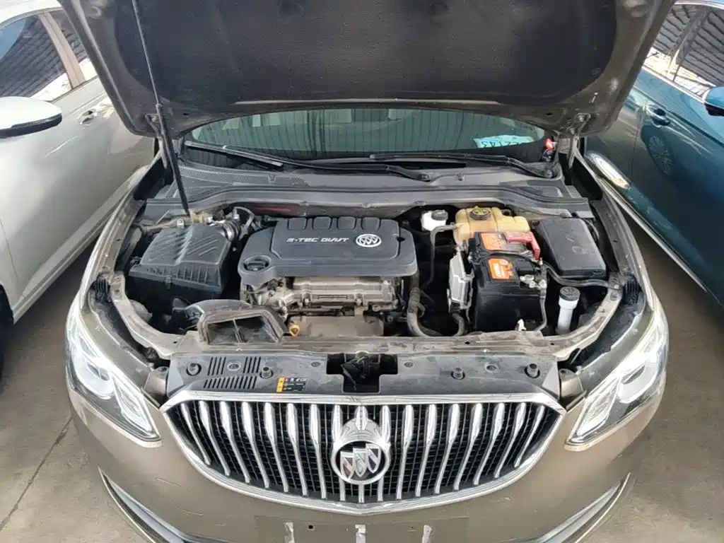Фото 20 - Buick Excelle