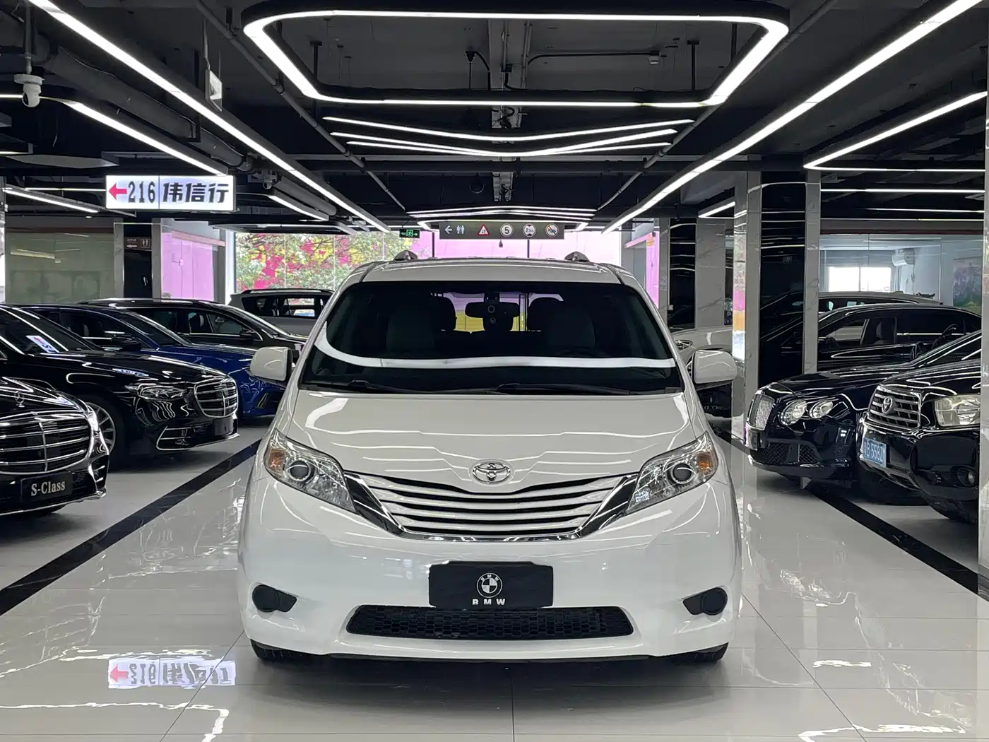 Toyota Sienna 2016 2015 3.5L 2WD LE