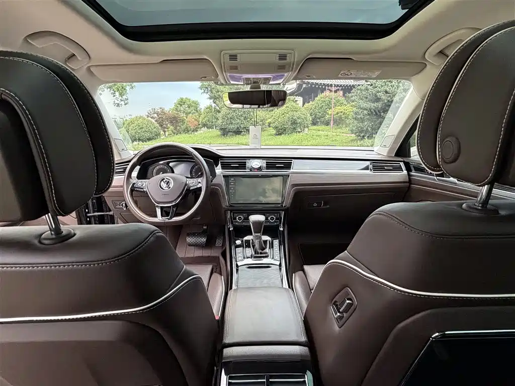 Volkswagen Phideon 2023 2021 380TSI Premium Edition
