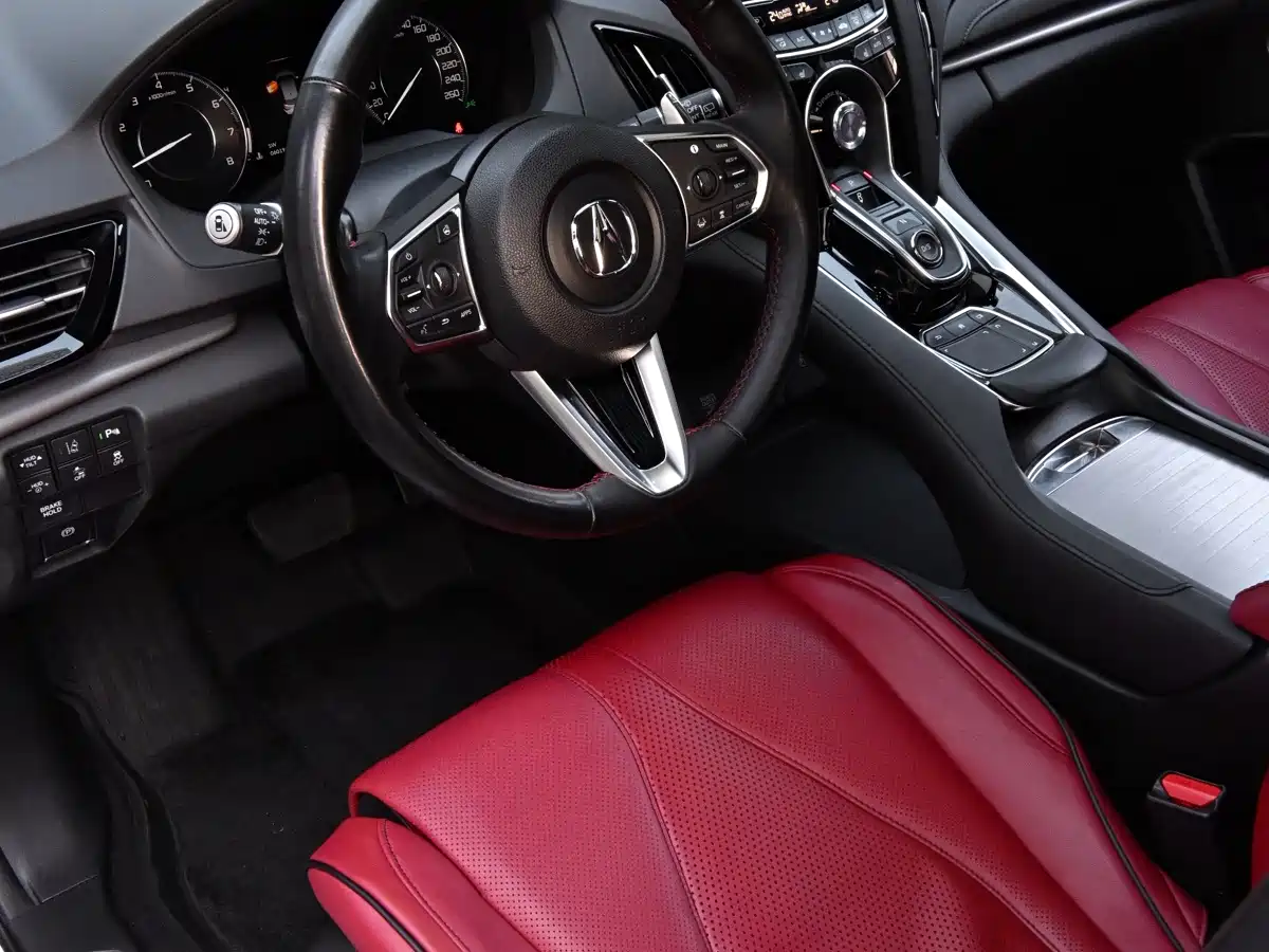 Photo 27 - Acura RDX