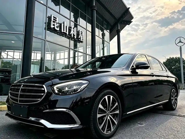  Mercedes-Benz Mercedes-Benz E-Class New Energy 2022 E 350 e L Plug-in Hybrid Sedan