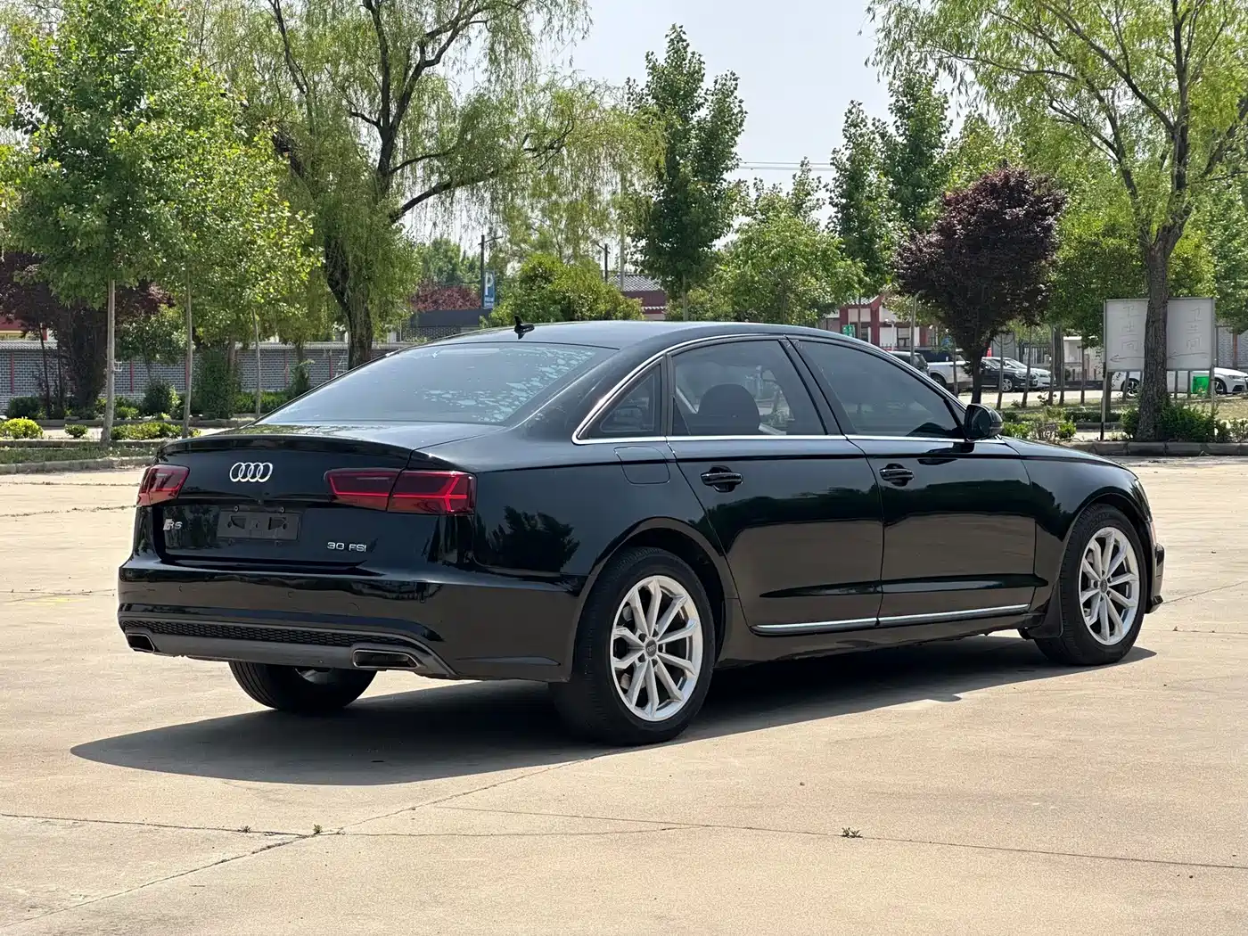 Audi A6L 2014 30 FSI Comfort фото 6