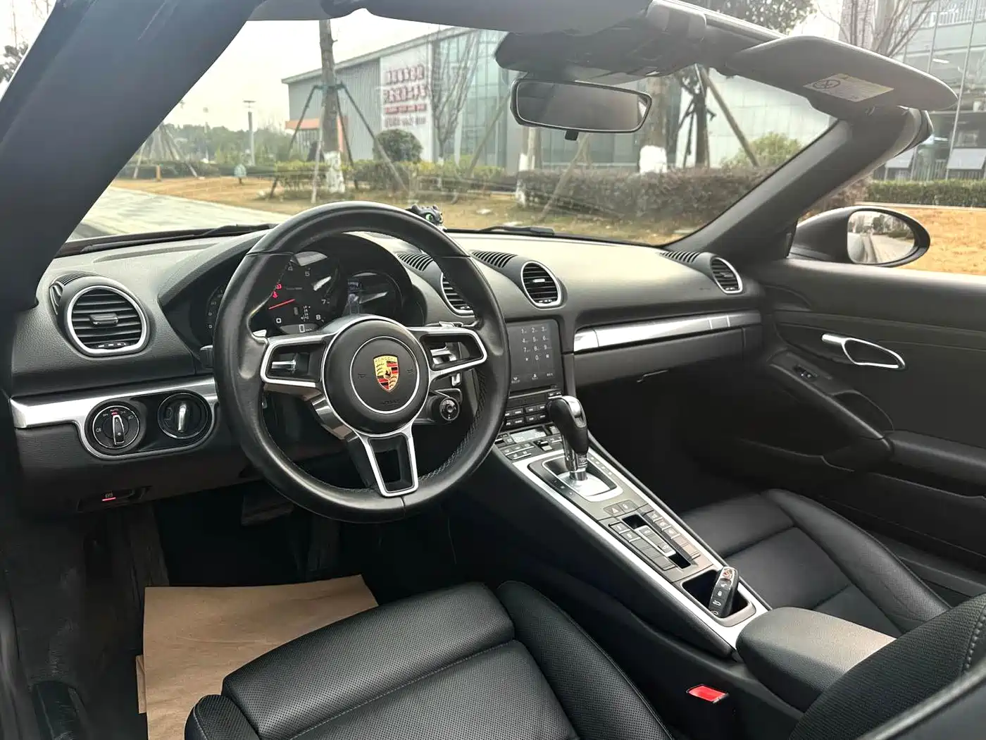 Porsche 718 2018 Boxster 2.0T фото 9