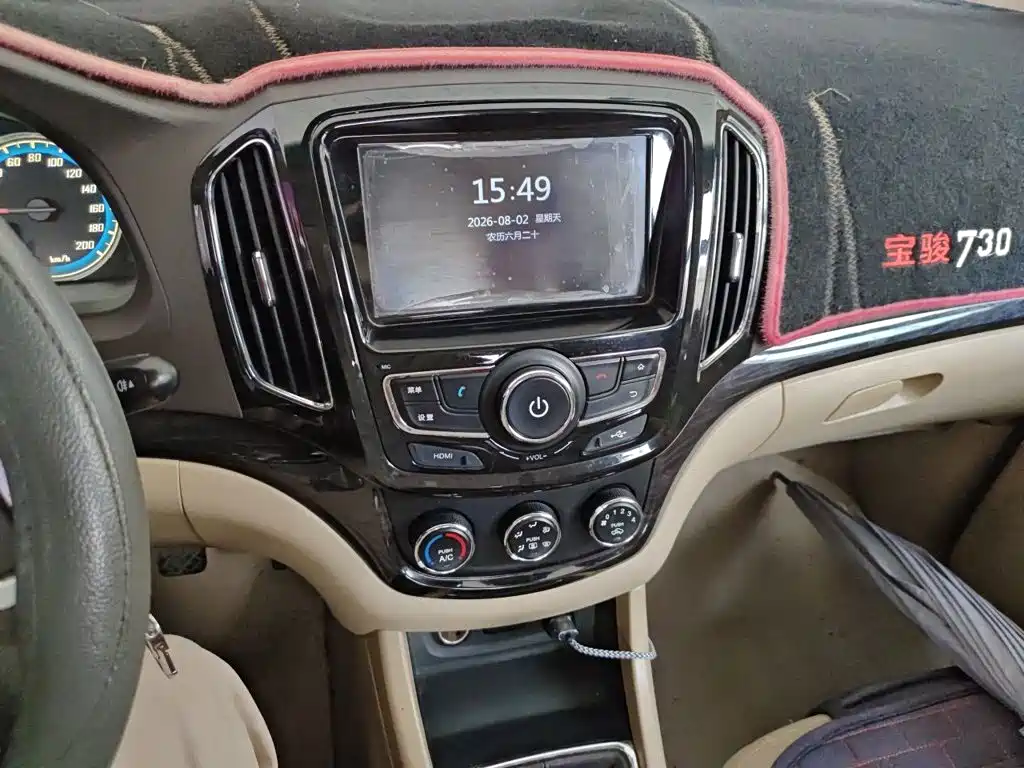 Baojun 730 2015 2014 1.5L Manual Comfort ESP Edition 7-Seater
