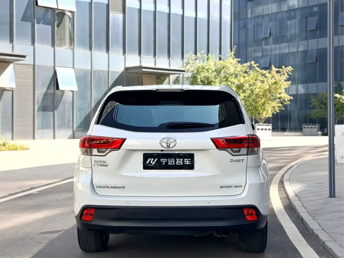 Toyota Highlander 2018 2.0T 4WD Luxury 7-seater (China V) фото 22