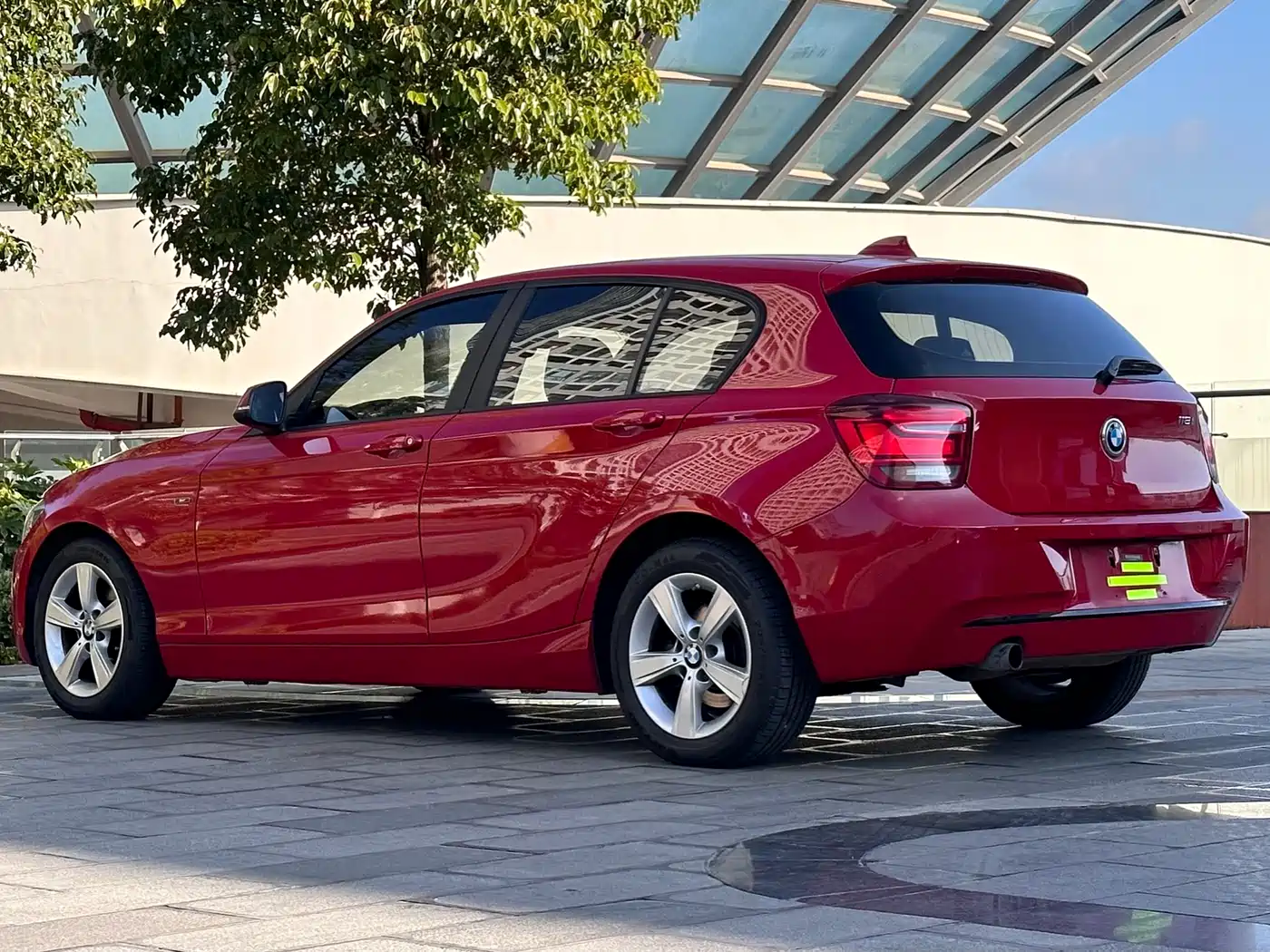 BMW 1 Series (Import) 2013 Facelift 118i Sport Model фото 11