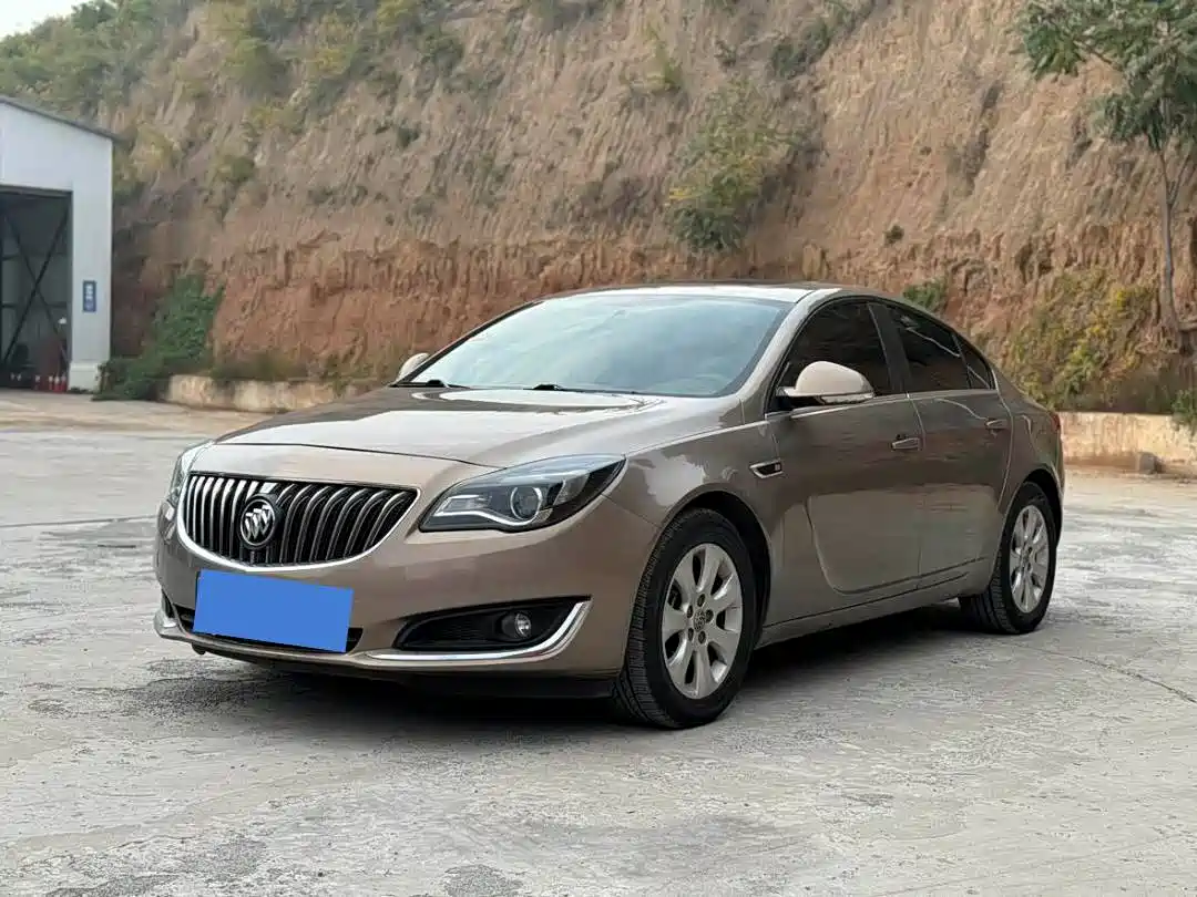 Buick Regal 2015 1.6T Leading Tech Edition