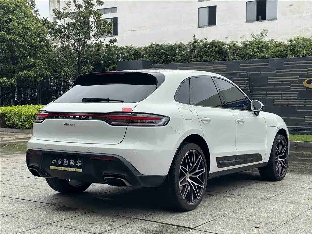 Porsche Macan 2022 Macan 2.0T фото 18