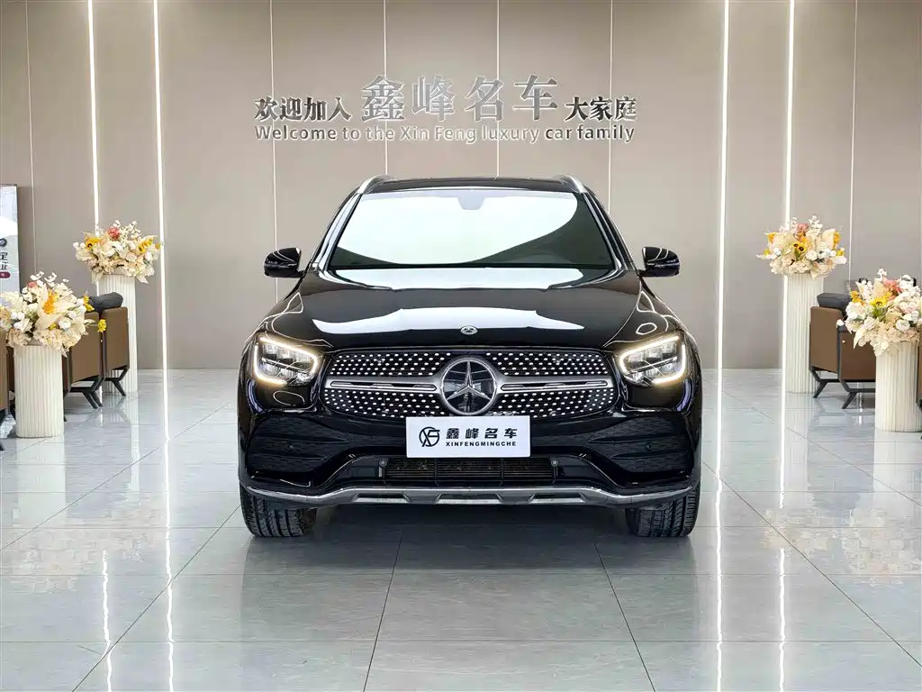 MERCEDES-BENZ GLC