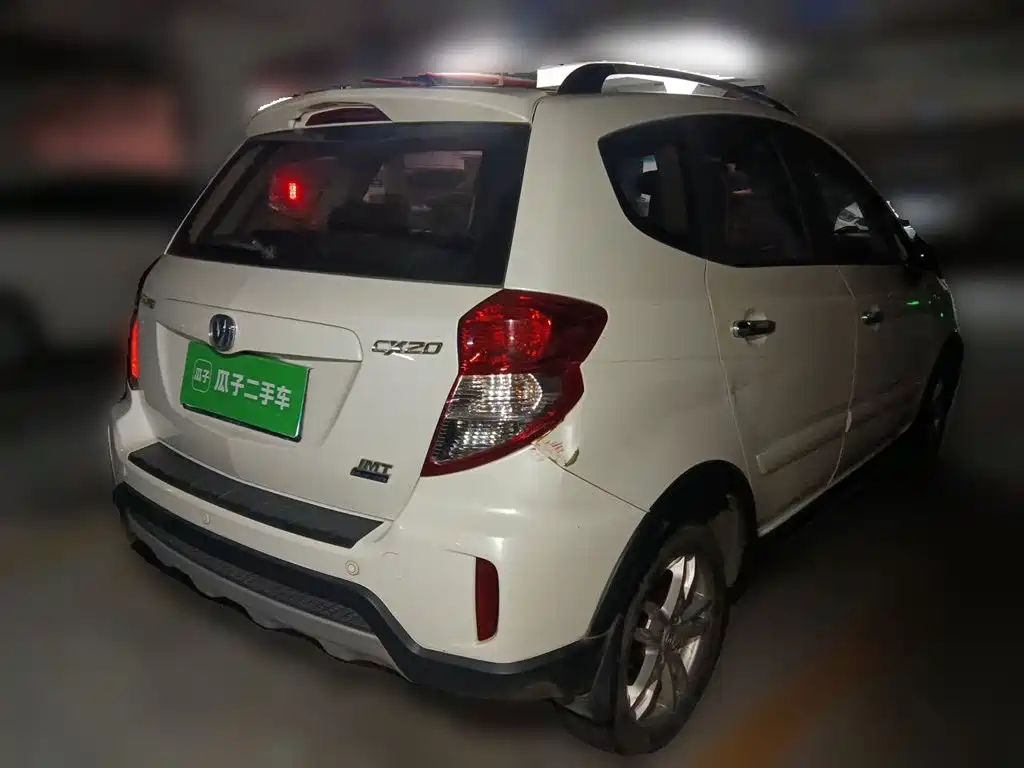 Changan CX20 2016 2014 1.4L IMT Sunroof Navigation Edition (China V)