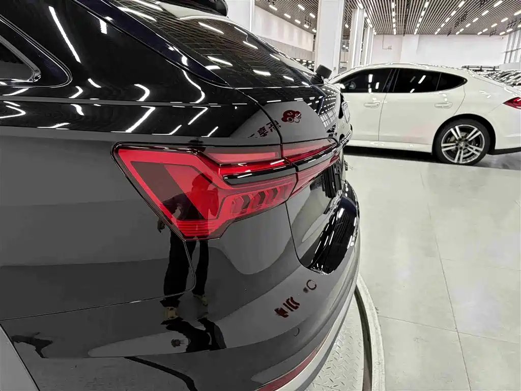 Audi A6 (Import) 2021 allroad quattro Explorer 55 TFSI Premium Off-road фото 23