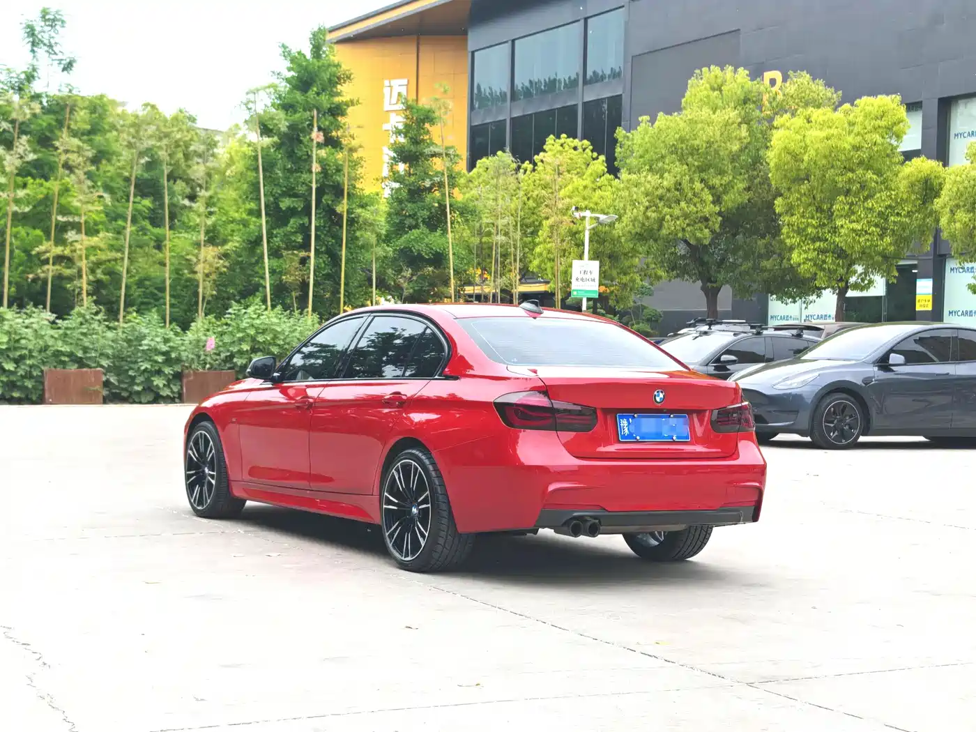 BMW 3 Series 2018 320Li Leading M Sport Package фото 4