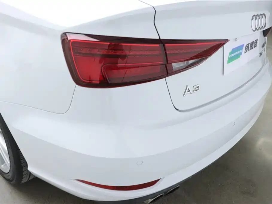 Audi A3 2018 30th Anniversary Limousine 35 TFSI Progressive фото 32