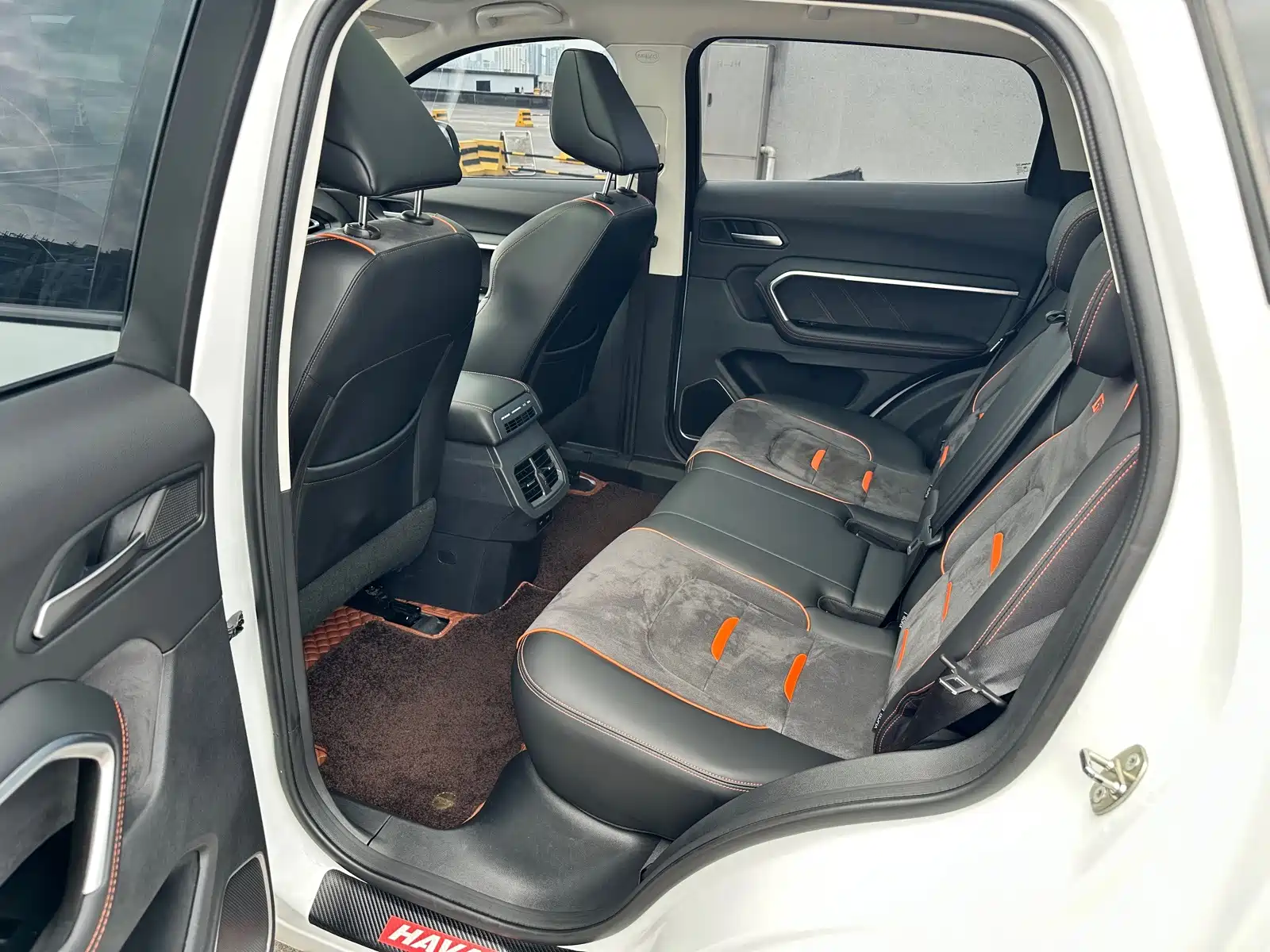 Photo 12 - Haval H6