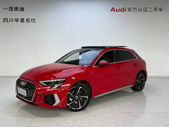 Audi A3 Sportback 35 TFSI, Стиль Спорт