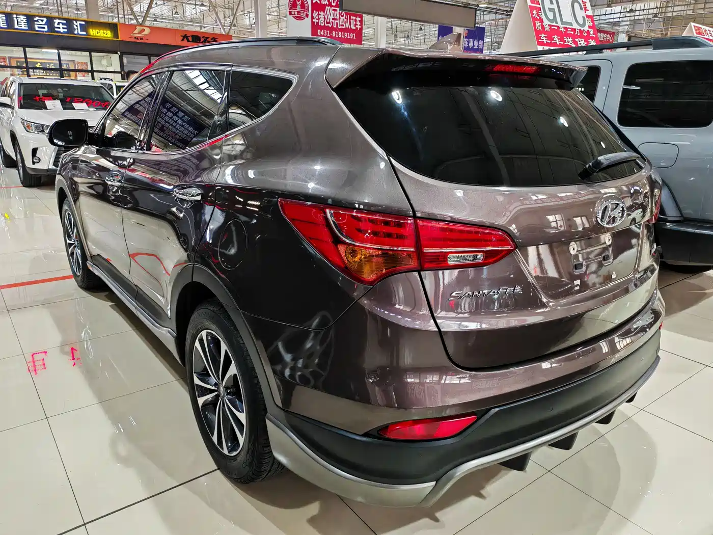 Hyundai Santa Fe (Import) 2013 3.0L 4WD Comfort Navigation Edition 7-Seater Euro V фото 4