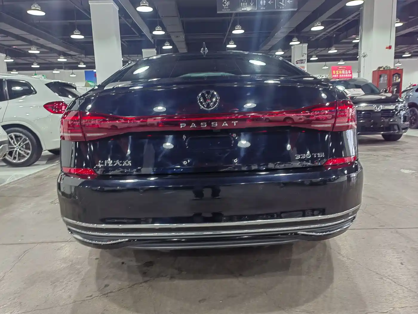 Volkswagen Passat 2023 330TSI Starlight Elite Edition фото 5