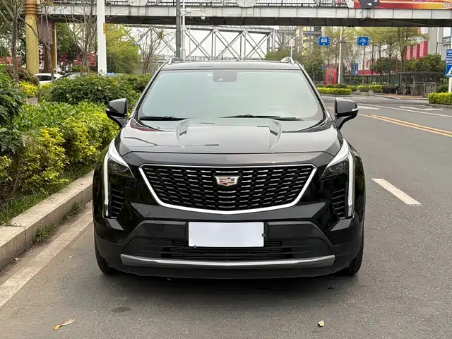 cadillac xt4